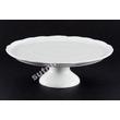 Fehér porcelán talpas tortatartó O Fehér porcelán talpas tortatartó O
