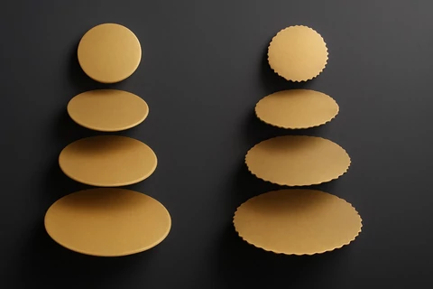 A tökéletes torta alulról indul – Tortaalátét kartonból: stabilitás, higiénia, elegancia