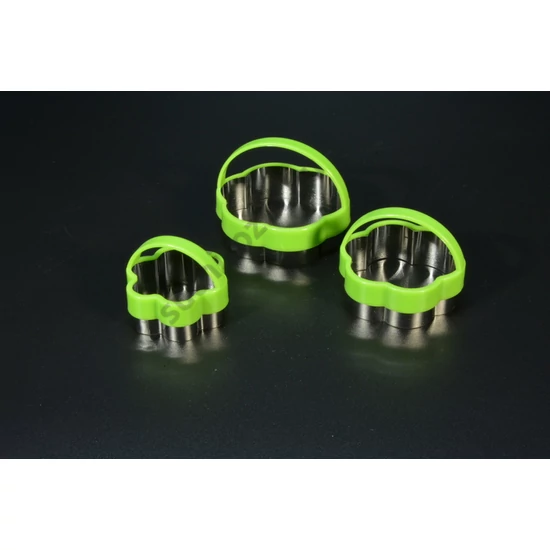 Emeletes virág kiszúróforma 