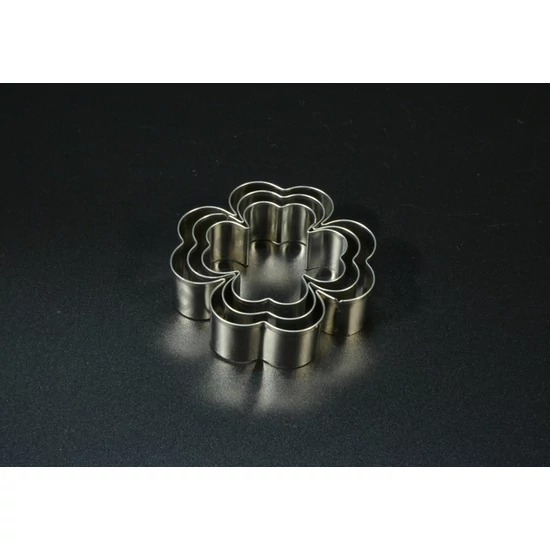 Négylevelű lóhere süteménykiszúró  3 db