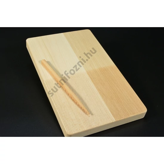 Csigatészta készítő fa 25x15 cm